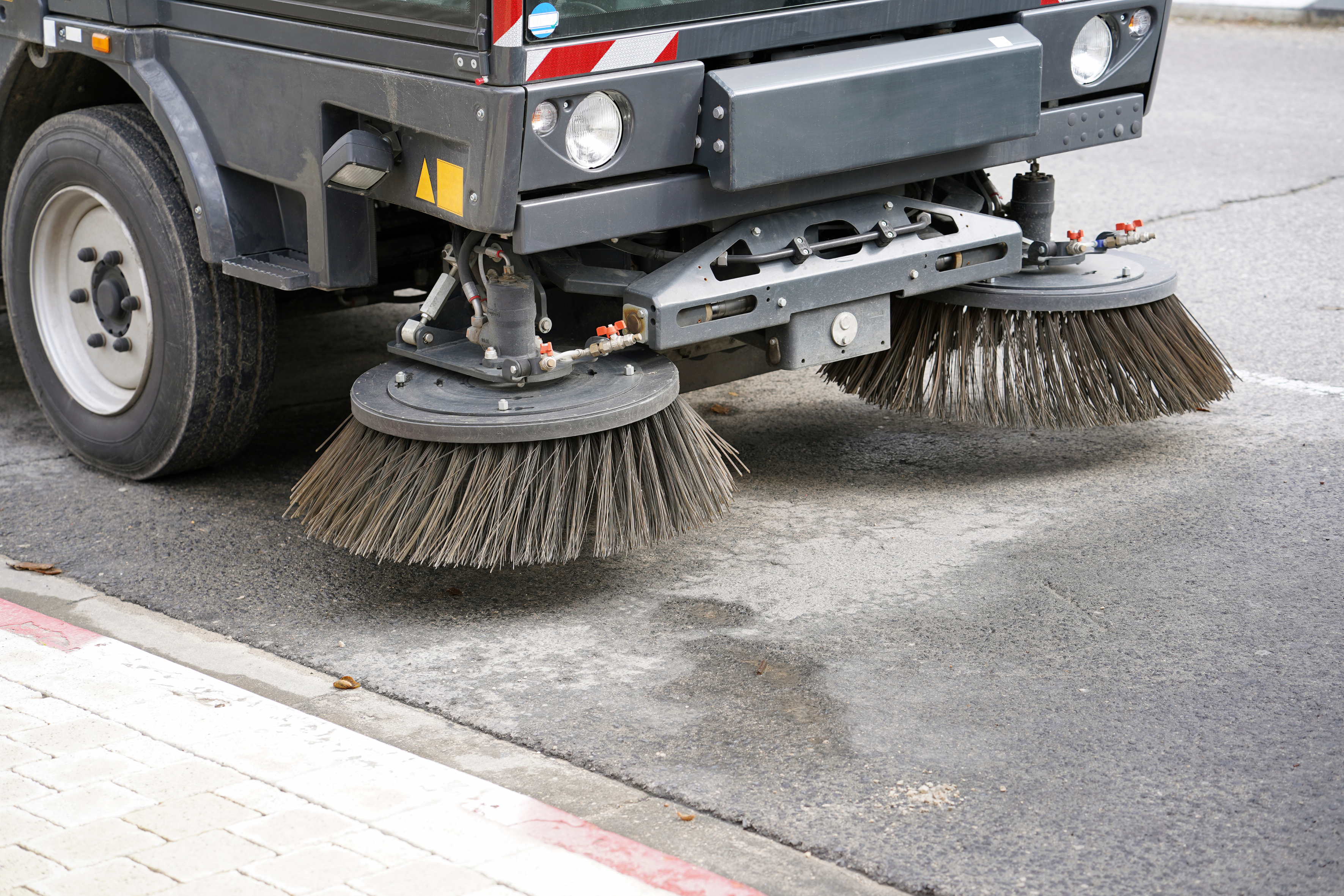 Immagine che raffigura Servizio di spazzamento e pulizia strade