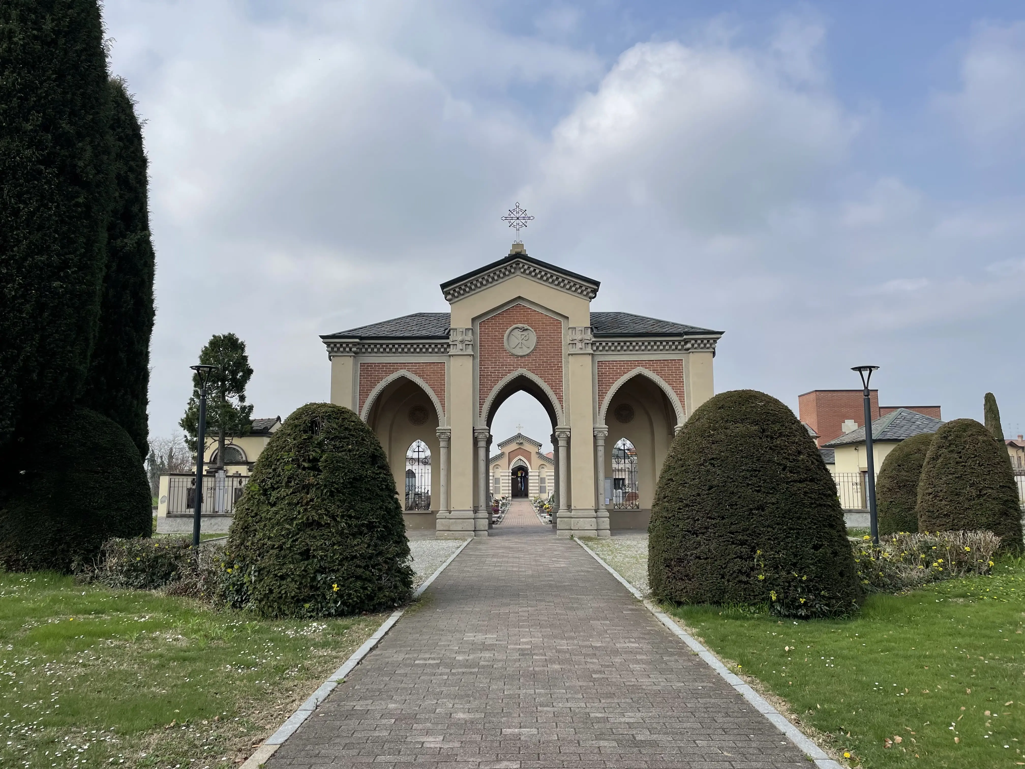 Immagine che raffigura Chiusura del Cimitero per estumulazioni